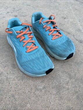 Altra Women's Rivera Light Blue Orange Laces Running Sneakers Size 9